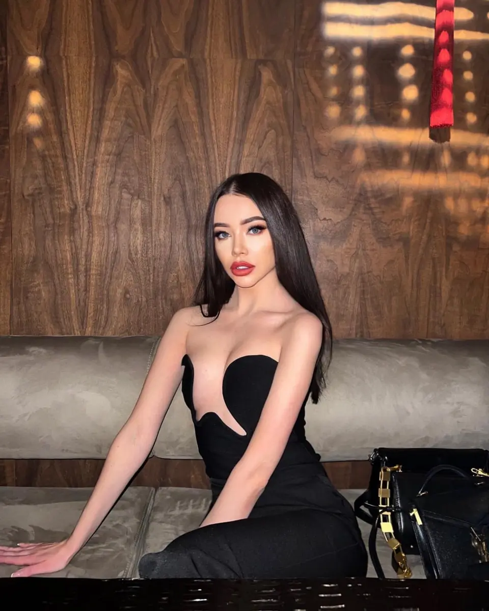 Adeline profile in Phuket