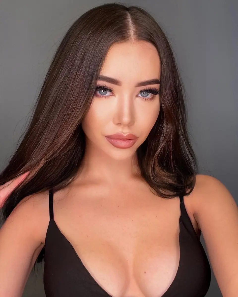 Adeline profile in Phuket