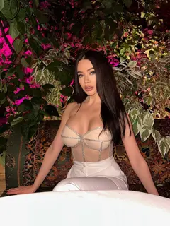 Adeline profile in Phuket
