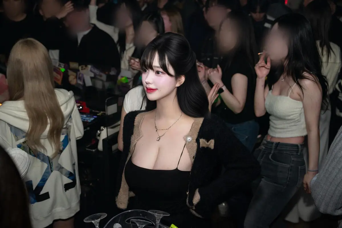Sayuri profile in Phuket